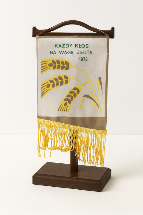 Proporczyk Każdy Kłos Na Wagę Złota z 1973 roku